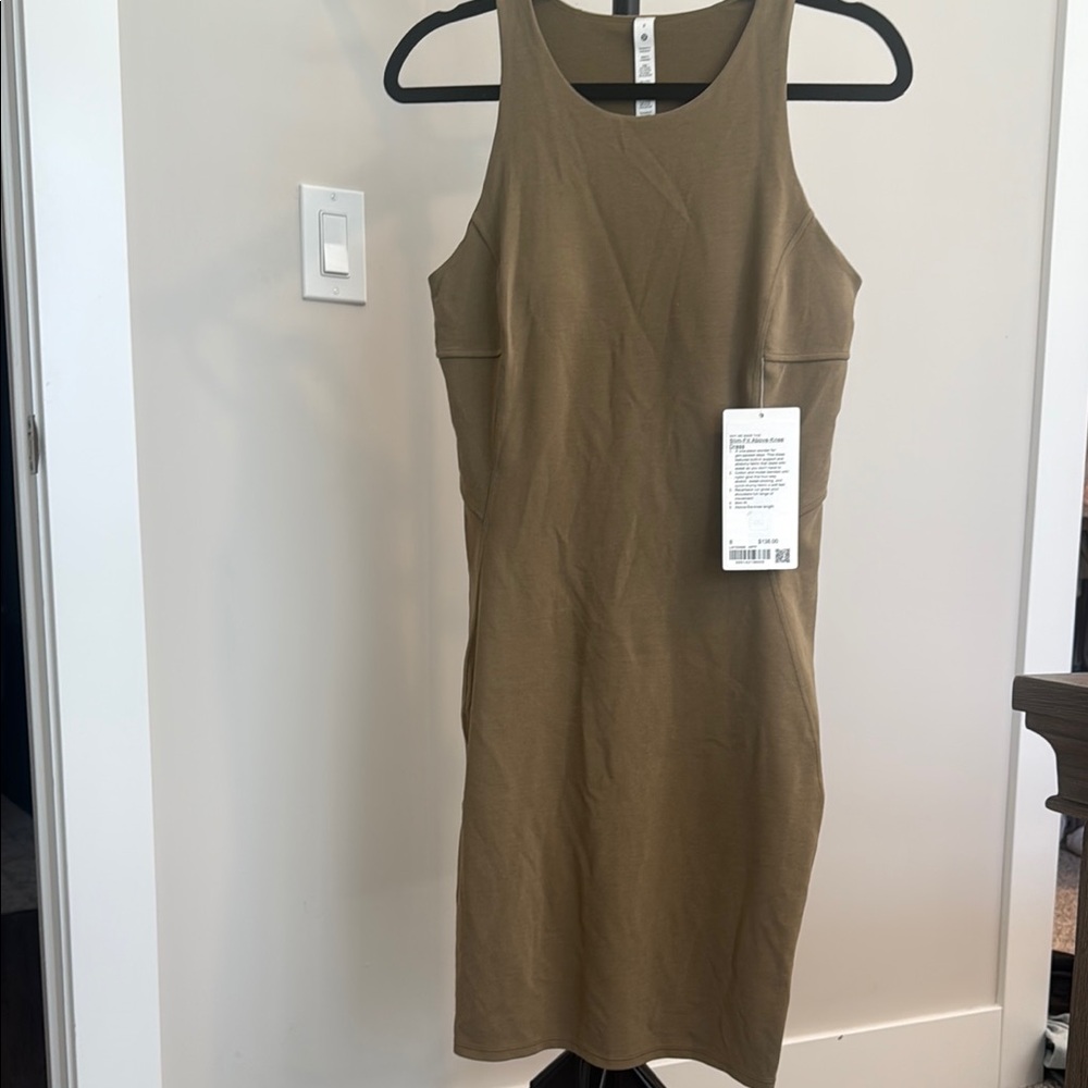 Lululemon Slim-Fit Above-Knee Dress